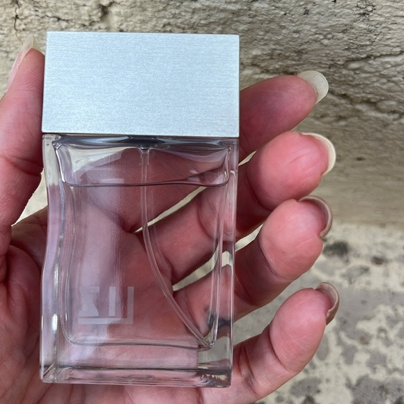 New Liz perfume - Picture 8 of 14